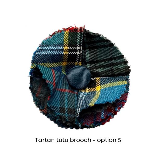 Handmade Lochcarron tartan brooch option 5